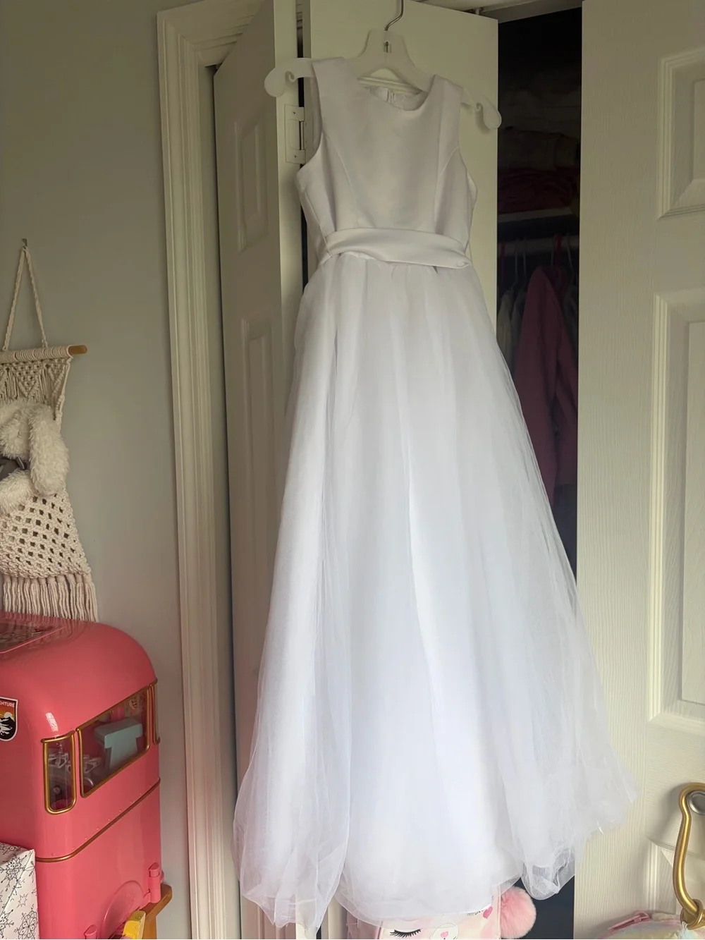 David's Bridal White Girls' Tulle Ball Gown - Picture 1 of 6
